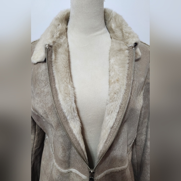 Guess leather fur lined jacket - Picture 4 of 8